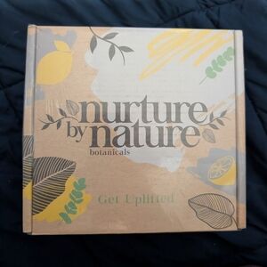 Nurture by Nature RELAX & UPLIFT Spa Kit Gift Set for Women – NEW Sealed box